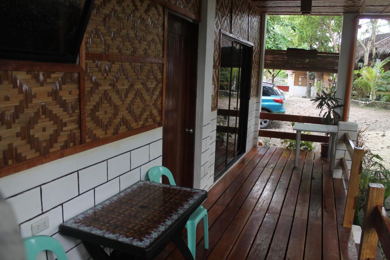 Sambag Hideaway Bungalows Moalboal Exteriör bild