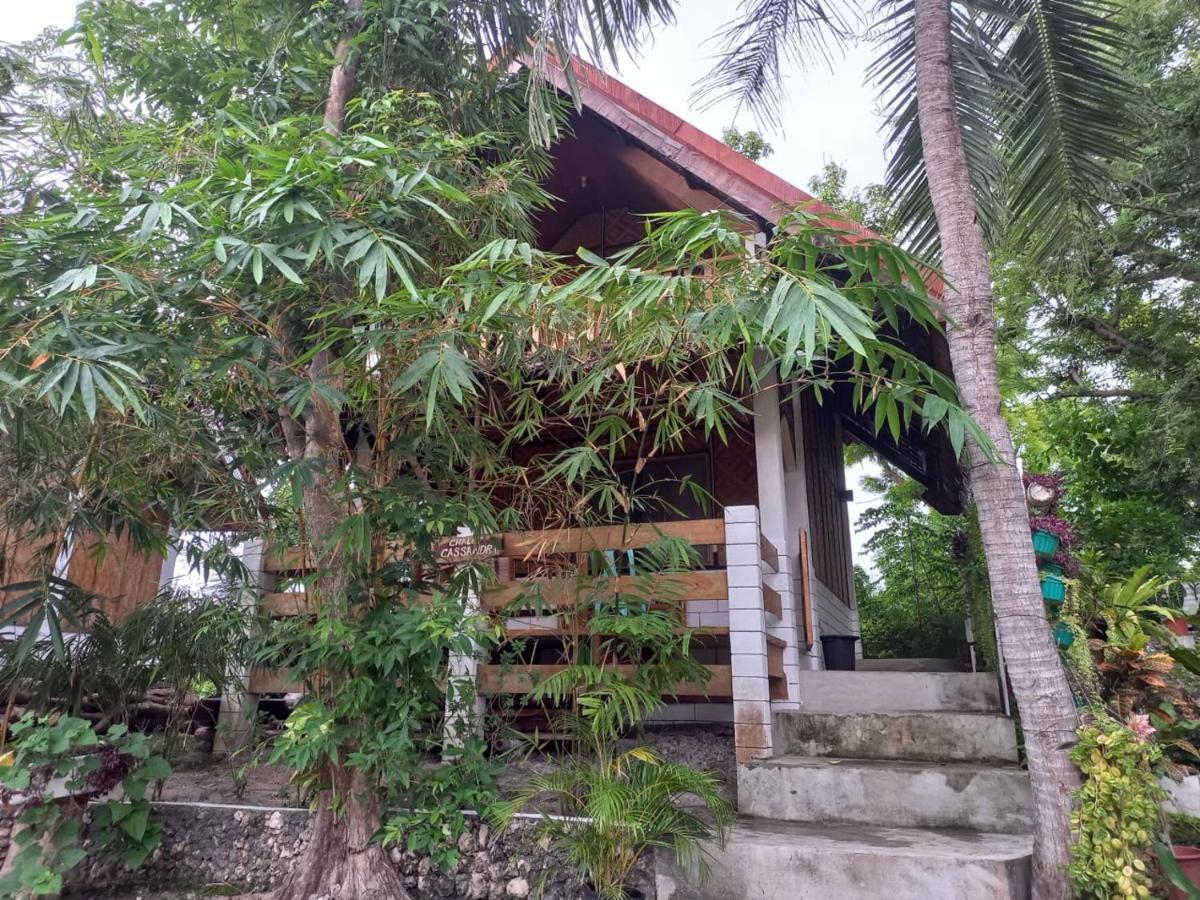 Sambag Hideaway Bungalows Moalboal Exteriör bild