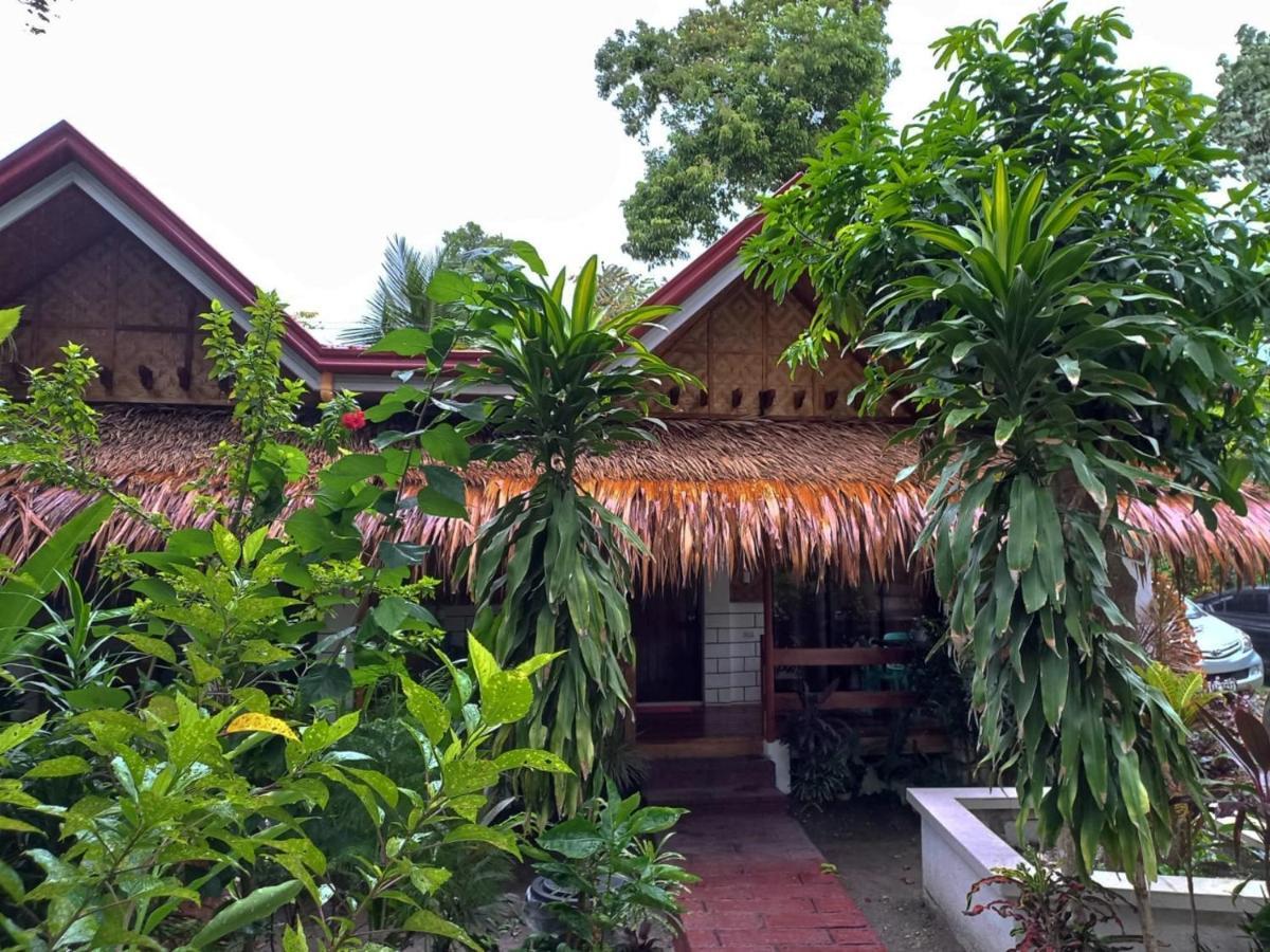 Sambag Hideaway Bungalows Moalboal Exteriör bild